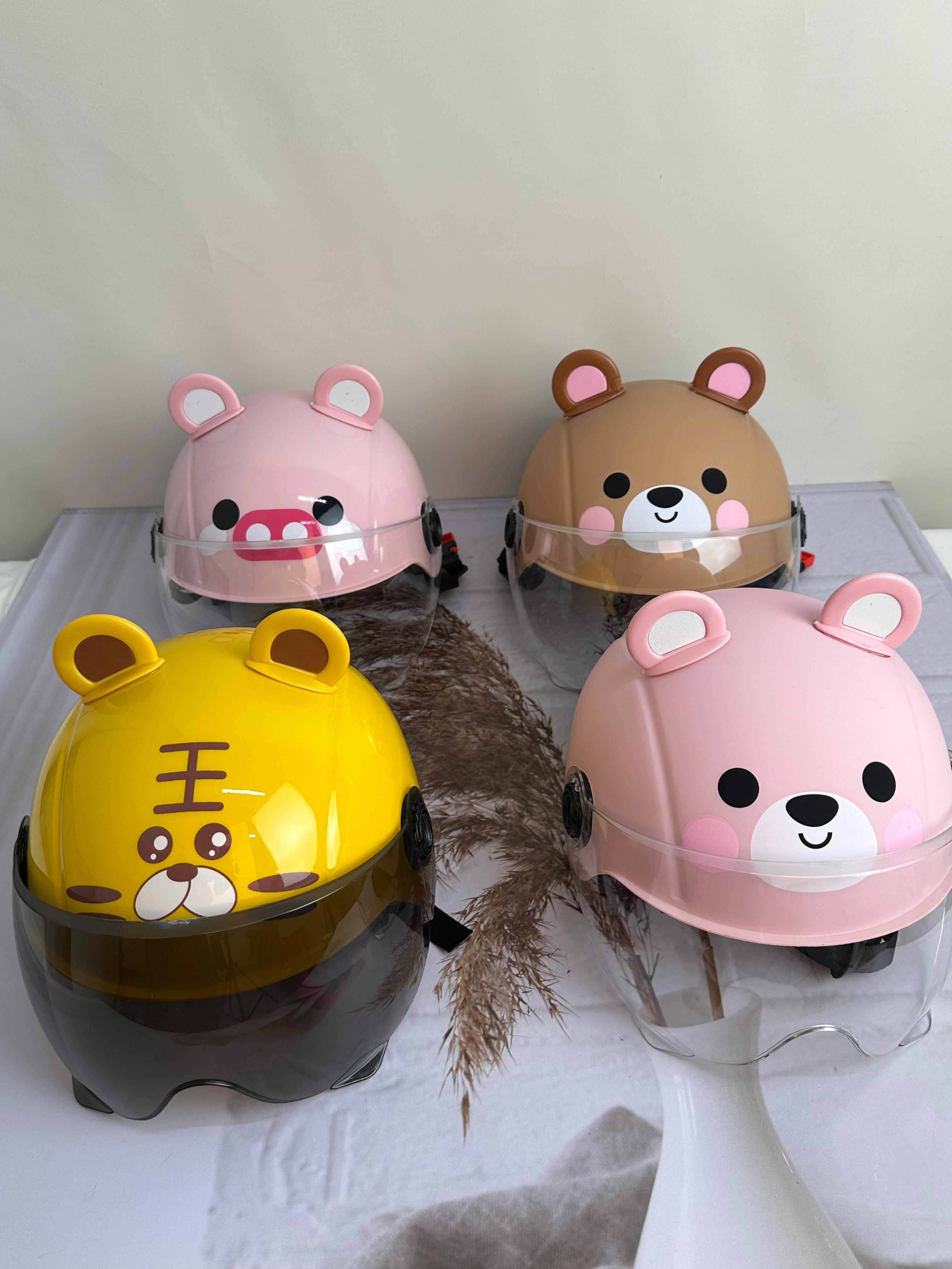 Casco Infantil para Niños y Niñas – Doble Visor, Seguro y Ajustable | Certificado